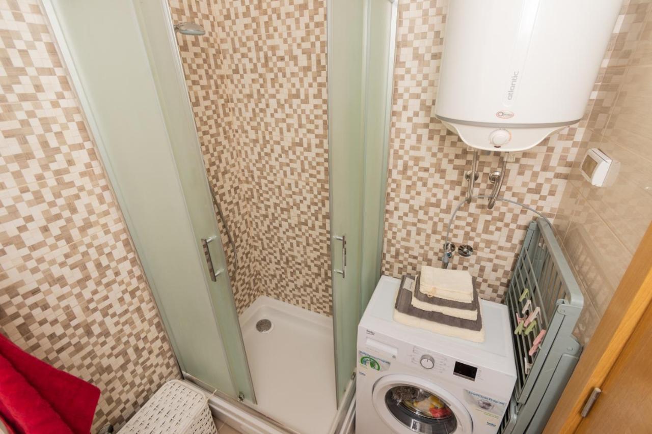 Lux City Apartment With Parking Podgorica Exterior foto